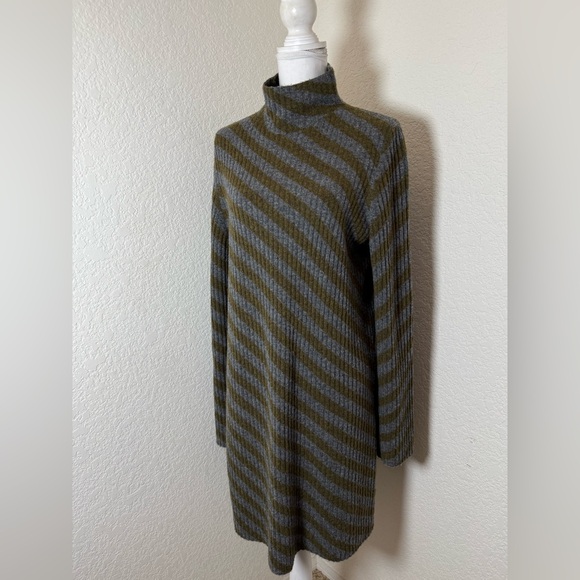 Theory Diagonal Stripe Mock Neck Knit Sweater Tunic Size Large Wool Blend - Picture 1 of 7